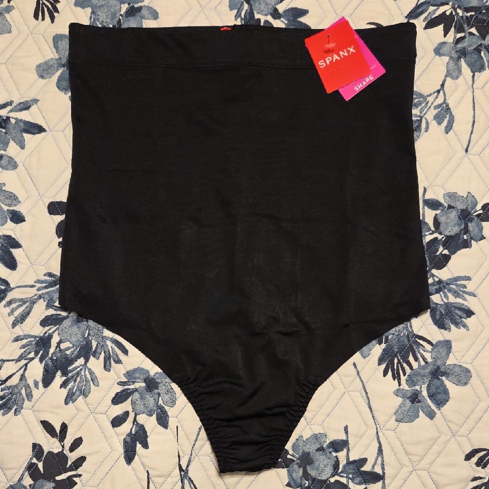 NWT SPANXshape Suit Your Fancy High Waisted Thong Shapewear Black M